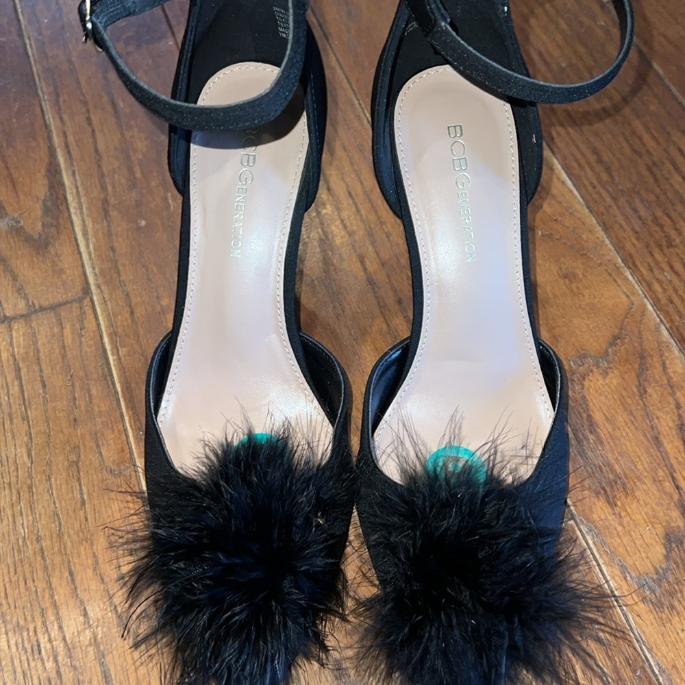 Black Abiny Faux Feather Ankle Strap Pumps - Picture 2 of 5